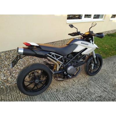 Hypermotard 796