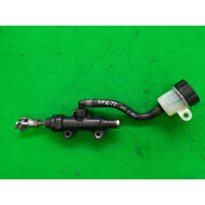 Moto-JJ.com - STREET TRIPLE